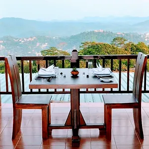 Highland Unique Hotel Kandy